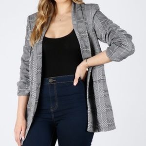 Rouched 3/4 sleeve blazer